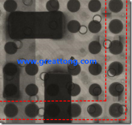 BGA錫球尺寸小于0.4mm，采用降低BGA內(nèi)圍襲球的錫膏量所得到X-Ray，稍微留意一下可以發(fā)現(xiàn)最外圈的錫量(圓的直徑)比其他內(nèi)圍的錫球上的錫量來得多一點點。也就是外圈的黑色圓形直徑比內(nèi)圈的圓形來得大一點點。