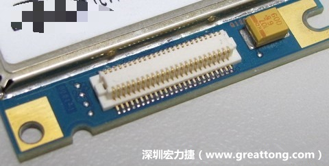 PCBA大講堂：板對板連接器下面裸銅設(shè)計，造成模組功能不良