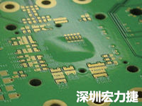 散熱差可能導(dǎo)致PCB阻焊層的剝離。