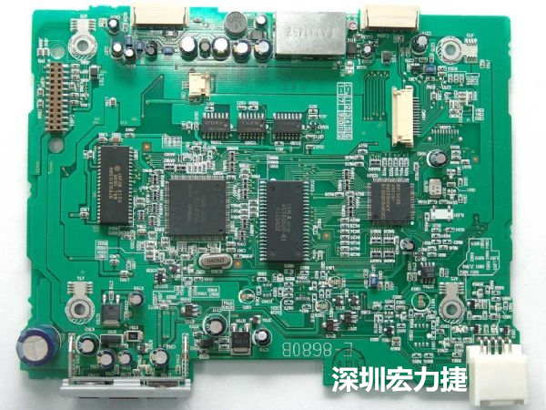 大面積PCB若電子元器件數(shù)量多、重量較重，板材強(qiáng)度不夠時容易產(chǎn)生PCB中央部凹陷問題。