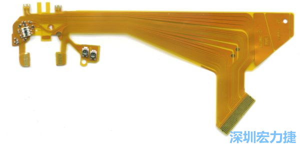 針對消費(fèi)性電子產(chǎn)品的外型設(shè)計(jì)，F(xiàn)PC可以做任意形狀的適應(yīng)性線路設(shè)計(jì)。